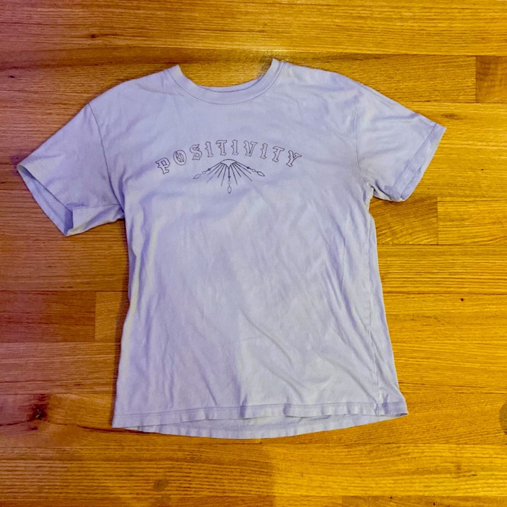 Hollister Positivity “must have collection” XS T-shirt